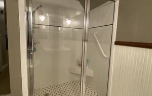 Waterfront Old Bay Cottage in Deltaville - Deltaville, Virginia