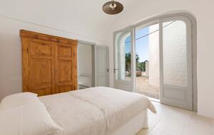 Stella del monte - Cisternino, Italy