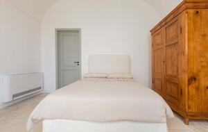 Stella del monte - Cisternino, Italy