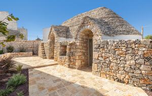 Stella del monte - Cisternino, Italy