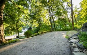 Exquisite Bedford Luxe Retreat - Bedford, New York