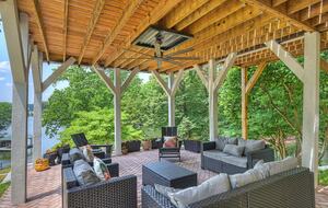 Hummingbird Home - Statesville, North Carolina