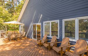 Water's Edge Lake House - Gainesville, Georgia