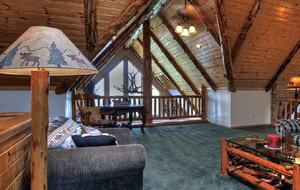 Mighty Bear Manor - Big Bear Lake, California