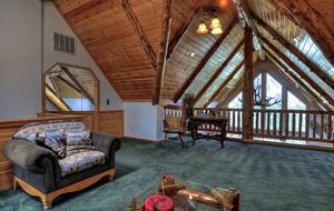 Mighty Bear Manor - Big Bear Lake, California