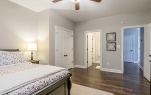 Water's Edge Lake House - Gainesville, Georgia