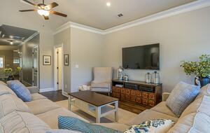 Water's Edge Lake House - Gainesville, Georgia