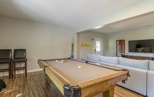 Water's Edge Lake House - Gainesville, Georgia