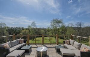 Crestview Estate | 5 acre luxury estate in Smoky Mountains - Pigeon Forge, Tennessee