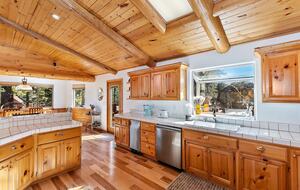 Sky Pine Retreat - Big Bear Lake, California