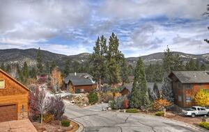 Sky Pine Retreat - Big Bear Lake, California