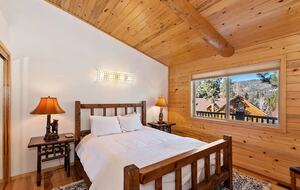 Sky Pine Retreat - Big Bear Lake, California