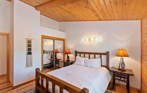 Sky Pine Retreat - Big Bear Lake, California