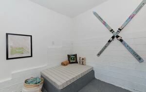 Sky Pine Retreat - Big Bear Lake, California