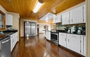 Crestview Estate | 5 acre luxury estate in Smoky Mountains - Pigeon Forge, Tennessee