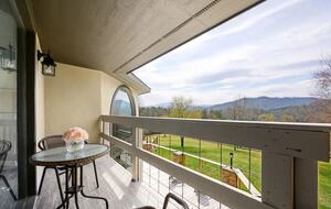 Crestview Estate | 5 acre luxury estate in Smoky Mountains - Pigeon Forge, Tennessee