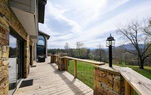 Crestview Estate | 5 acre luxury estate in Smoky Mountains - Pigeon Forge, Tennessee