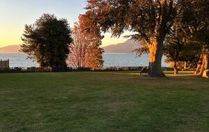 Idyllic Vancouver Retreat - Vancouver, Canada