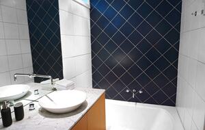 Idyllic Vancouver Retreat - Vancouver, Canada