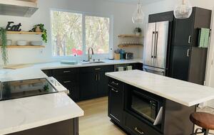 The Cohen Cottage - Plymouth, California