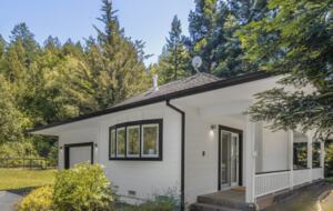 Sonoma Wine Country Estate - as seen on Emmy Award winning show Staycation! - Sebastopol, California