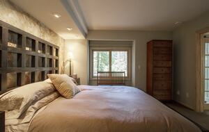 Wine Country Luxury in the Redwoods w/ Hot Tub and Fire Pit - Cazadero, California