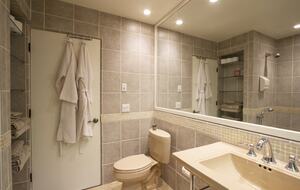 Wine Country Luxury in the Redwoods w/ Hot Tub and Fire Pit - Cazadero, California