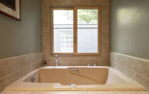 Wine Country Luxury in the Redwoods w/ Hot Tub and Fire Pit - Cazadero, California