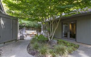 Wine Country Luxury in the Redwoods w/ Hot Tub and Fire Pit - Cazadero, California