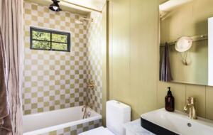 Hither Hills Designer Retreat - Montauk, New York