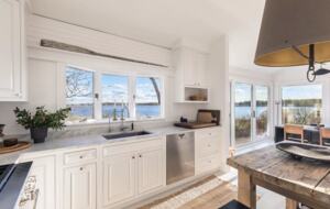 East Hampton Waterfront Cottage - East Hampton, New York