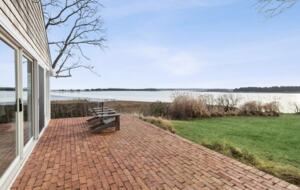 East Hampton Waterfront Cottage - East Hampton, New York