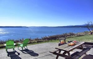 Midcentury Modern Dream Over Port Townsend - Port Townsend, Washington