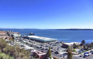 Midcentury Modern Dream Over Port Townsend - Port Townsend, Washington