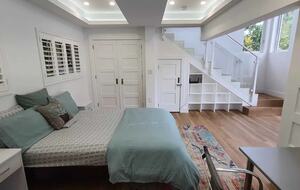 Fedo’s Hideaway - Miami, Florida