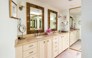 Paradise Laguna - Laguna Beach, California