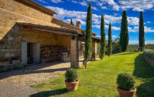 La Talante | Luxury Tuscan Countryside Villa - San Casciano dei Bagni, Italy