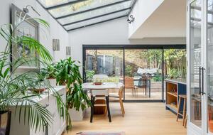 Queens Crescent Town House - London, United Kingdom