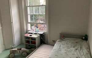 Queens Crescent Town House - London, United Kingdom