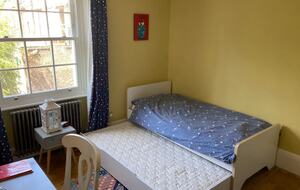 Queens Crescent Town House - London, United Kingdom