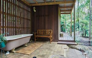 The Grand Lodge | Fernglen Forest Retreat - Mount Dandenong, Australia