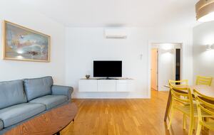 Plaza Del Teatro Apartment - Malaga, Spain