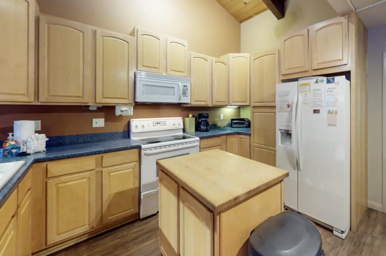 Mammoth Lakes Chateau Villa - Mammoth Lakes, California