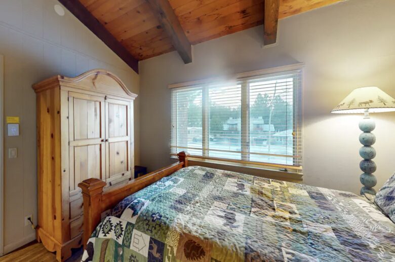 Mammoth Lakes Chateau Villa - Mammoth Lakes, California