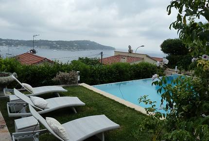 Detached Villa in Cote d'Azur with Panoramic Sea Views