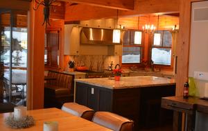 Sun Peaks Chalet - Sun Peaks, Canada