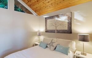 Friday Harbor Waterfront Cabin - Friday Harbor, Washington