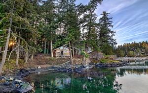 Friday Harbor Waterfront Cabin - Friday Harbor, Washington