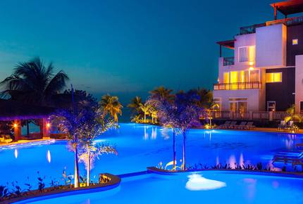 Western Caribbean, Roatan West Bay Beach 3 Bedroom Residence