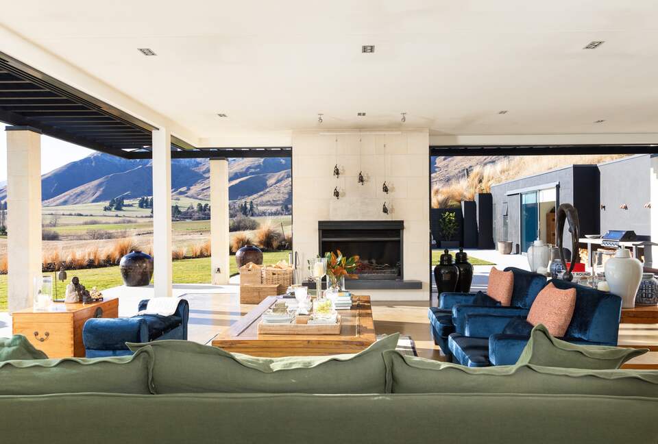 The Pinnacle of Privacy and Adventure - Queenstown, New Zealand